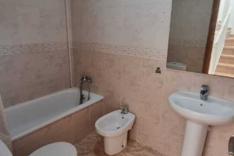 Townhouse for sale Alicante, Spain 3 bedrooms,  No. 129135 - photo 14