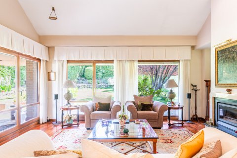 House for rent Boadilla del Monte, Madrid, Spain 4 bedrooms, 467 sq.m. No. 124660 - photo 15