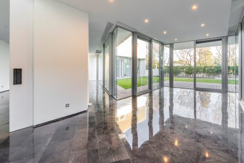 Продажа виллы в Мадрид, Испания 6 спален, 746м2 №124658 - фото 24