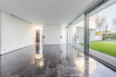 Продажа виллы в Мадрид, Испания 6 спален, 746м2 №124658 - фото 11