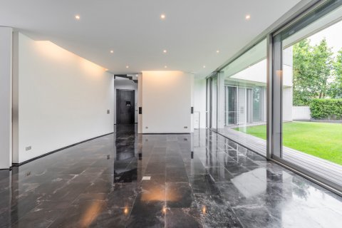 Продажа виллы в Мадрид, Испания 6 спален, 746м2 №124658 - фото 17