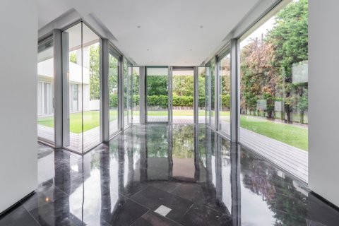 Продажа виллы в Мадрид, Испания 6 спален, 746м2 №124658 - фото 25