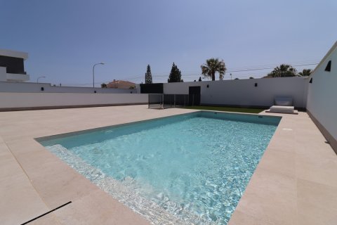 Villa for sale Ciudad Quesada, Alicante, Spain 3 bedrooms, 311 sq.m. No. 131623 - photo 2