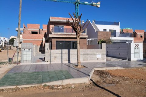 Villa for sale Pilar de la Horadada, Alicante, Spain 3 bedrooms, 136 sq.m. No. 123481 - photo 12