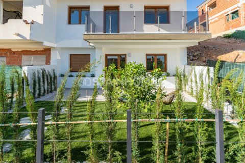 Villa en venta en La Nucia, Alicante, España 4 dormitorios, 133 m2 No. 120993 - foto 9