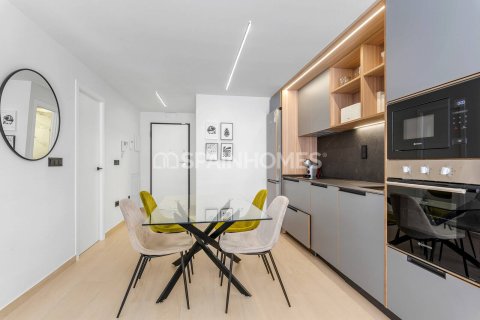 Продажа пентхауса в Гуардамар-дель-Сегура, Аликанте, Испания 3 спальни, 81м2 №120991 - фото 20