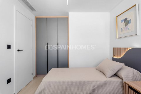 Продажа квартиры в Гуардамар-дель-Сегура, Аликанте, Испания 3 спальни, 81м2 №120990 - фото 30