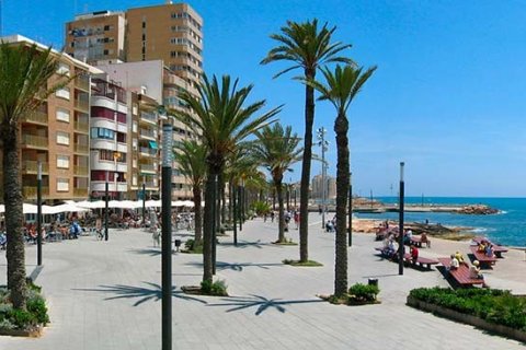 Apartment à vendre Torrevieja, Alicante, Espagne, 2 chambres, 58 m2 No. 131329 - photo 12