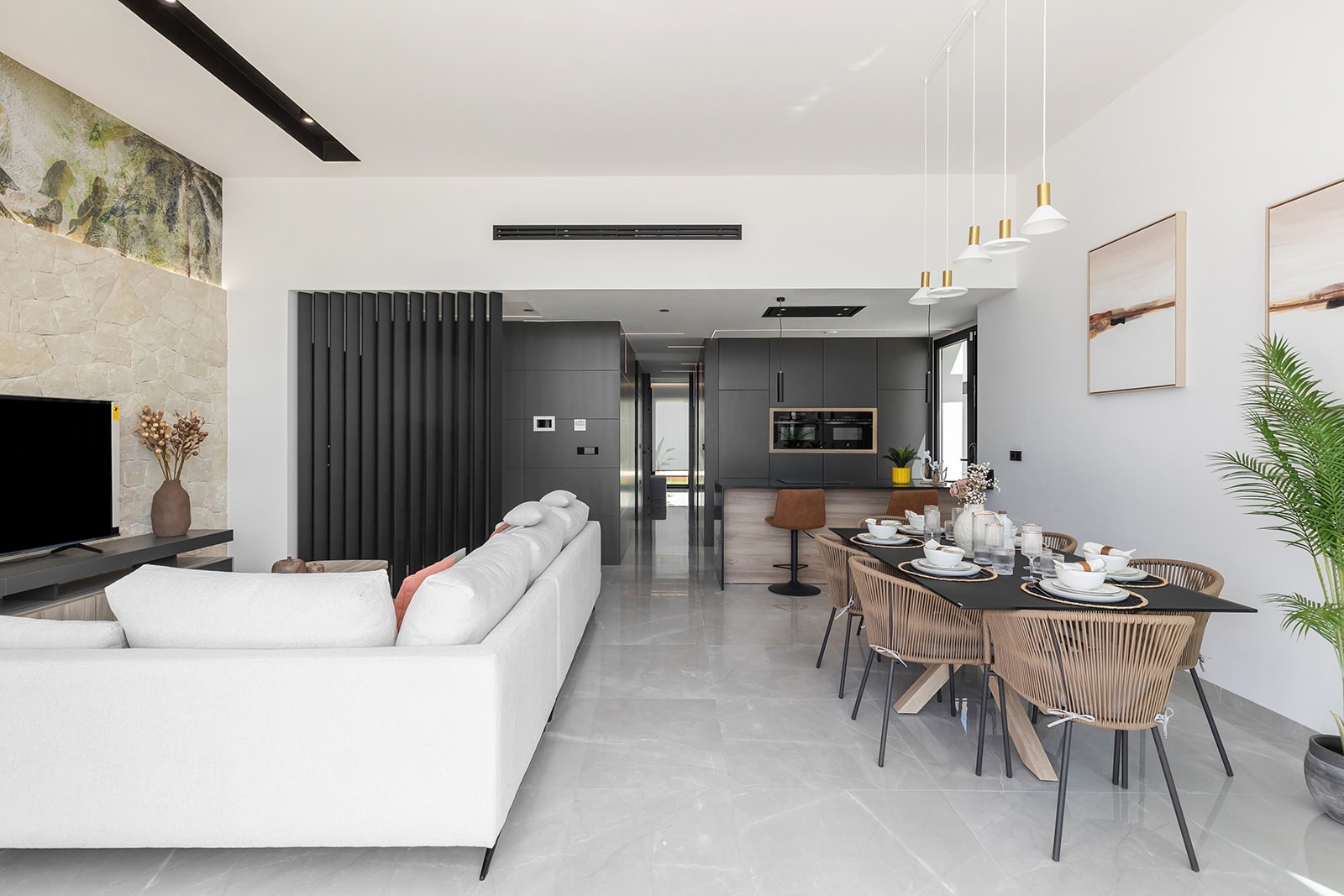 Villa a Torrevieja, Alicante, Spagna 3 camere da letto, 120 mq. N° 131331