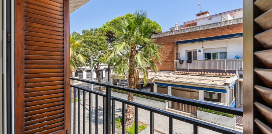 Apartment Castelldefels, Barcelona, Spain 3 bedrooms, 69 sq.m. No. 130270