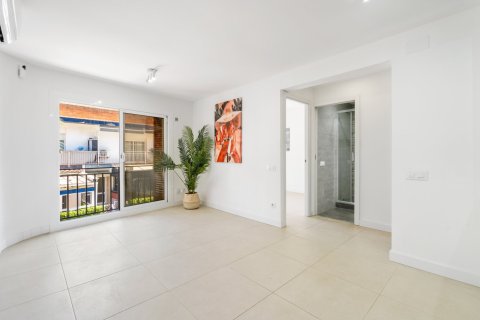 Apartment for sale Castelldefels, Barcelona, Spain 3 bedrooms, 69 sq.m. No. 130270 - photo 8