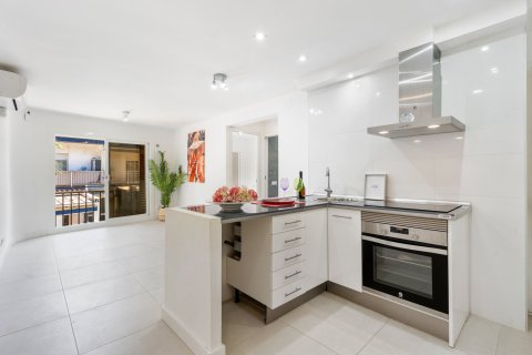 Apartment for sale Castelldefels, Barcelona, Spain 3 bedrooms, 69 sq.m. No. 130270 - photo 4