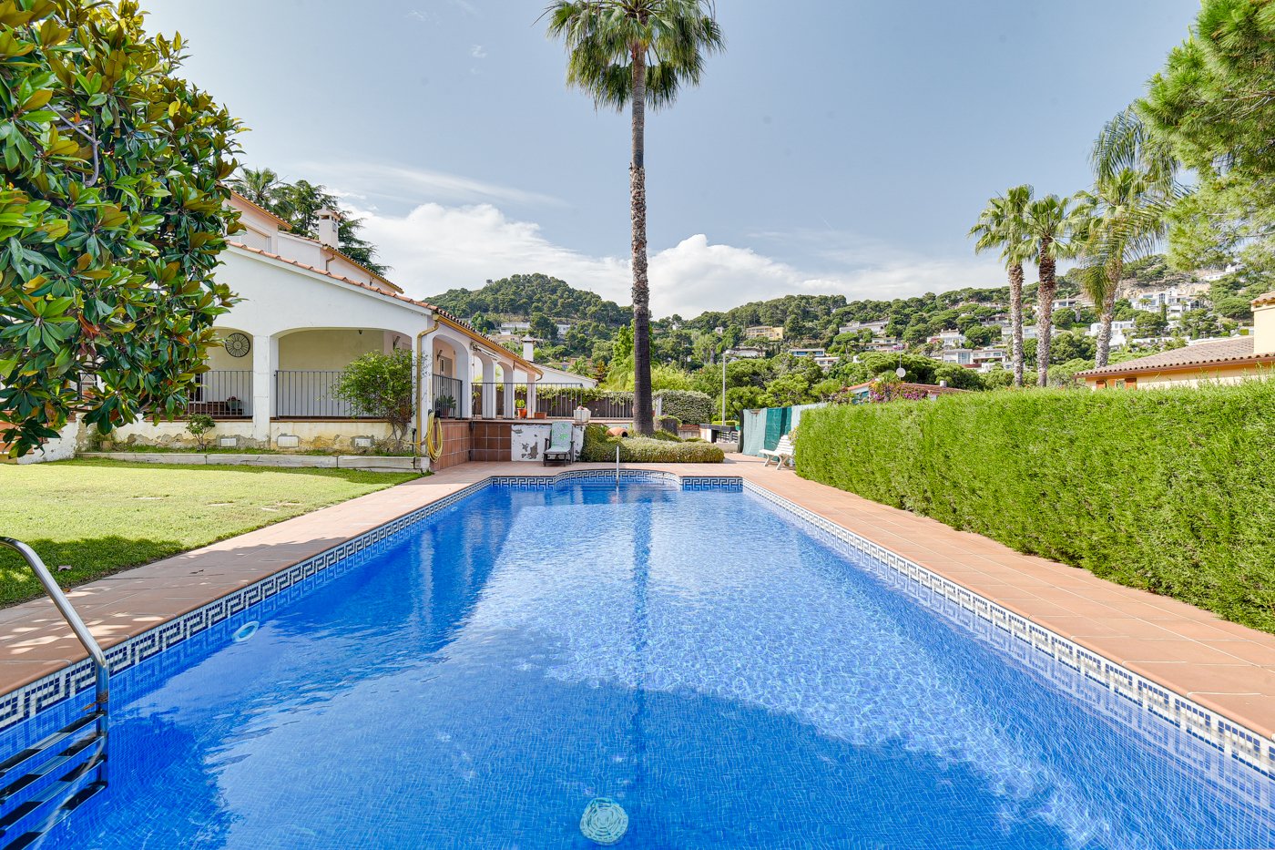 House à Blanes, Girona, Espagne 5 chambres, 397 m2 No. 130268