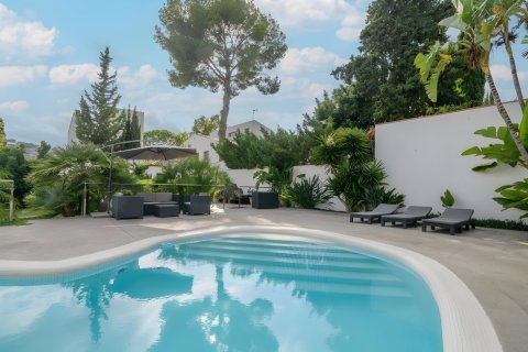 House for sale Castelldefels, Barcelona, Spain 6 bedrooms, 232 sq.m. No. 130272 - photo 6