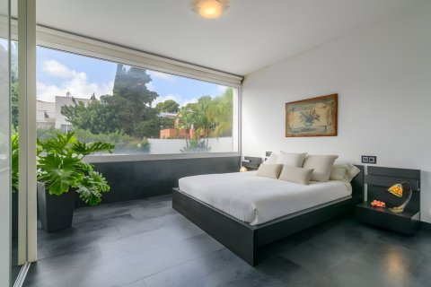 House for sale Castelldefels, Barcelona, Spain 6 bedrooms, 232 sq.m. No. 130272 - photo 14