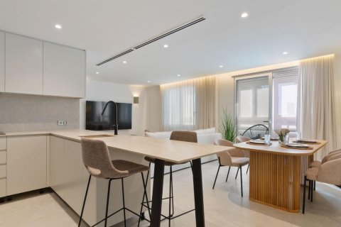 Dzīvoklis pārdošanā Torrevieja, Alicante, Spānijā 2 istabas, 110 m2 Nr. 130652 - attēls 1