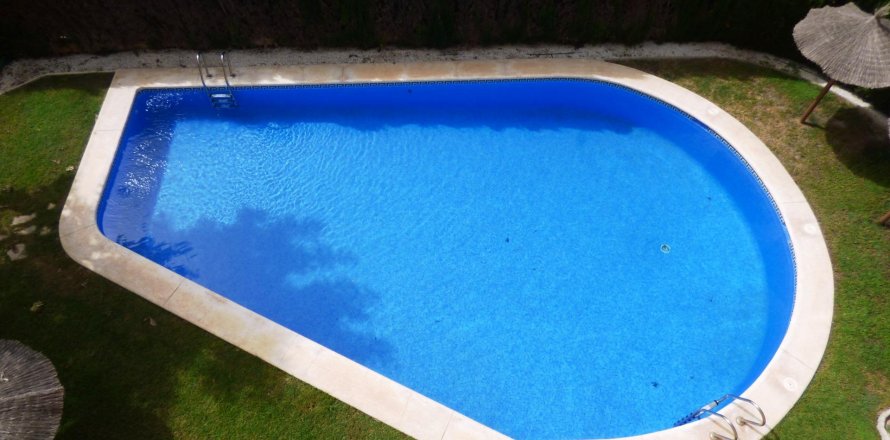 Dzīvoklis El Campello, Alicante, Spānijā 3 istabas, 105 m2 Nr. 130653