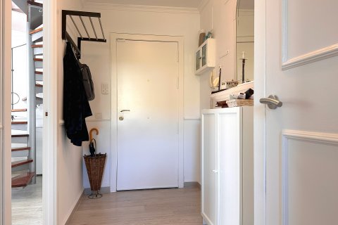 Duplex for sale Manilva, Malaga, Spain 2 bedrooms, 124 sq.m. No. 127484 - photo 9