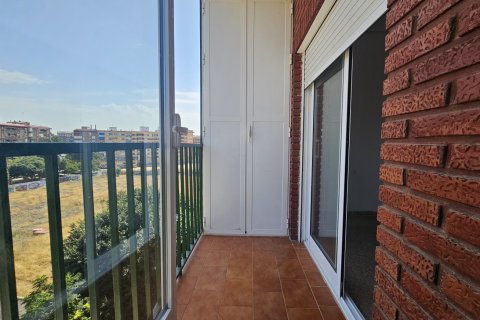Продажа квартиры Валенсия, Испания 3 спальни, 86м2 №132883 - фото 15