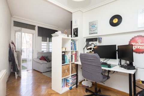 Huoneisto myytävänä Madrid, Espanja, 1 makuuhuone, 74.27 m2 No. 122073 - kuva 7