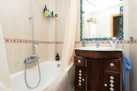 Huoneisto myytävänä Madrid, Espanja, 1 makuuhuone, 74.27 m2 No. 122073 - kuva 28