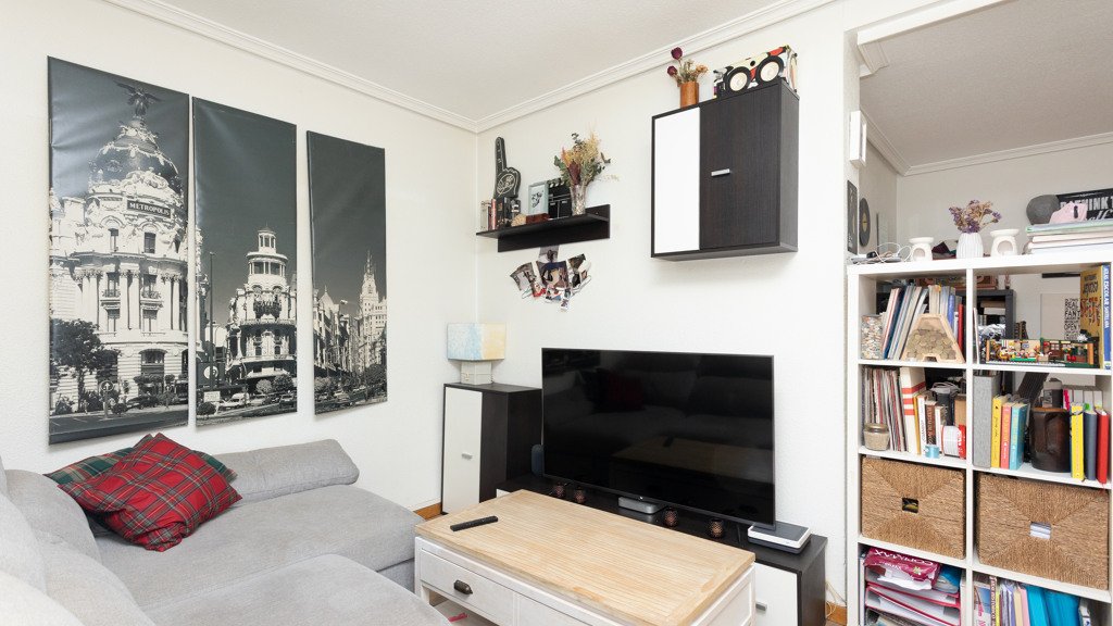 Apartment à Madrid, Espagne 1 chambre, 74.27 m2 No. 122073