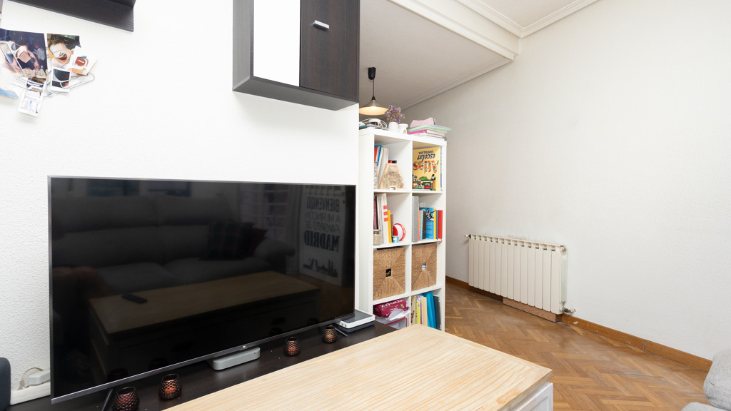 Apartment à Madrid, Espagne 1 chambre, 74.27 m2 No. 122073