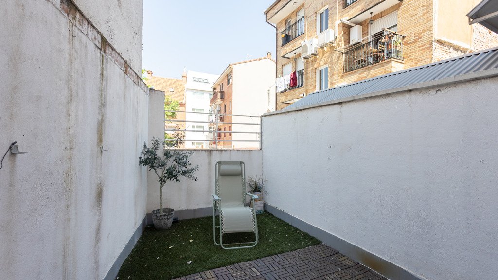 Apartment à Madrid, Espagne 1 chambre, 74.27 m2 No. 122073