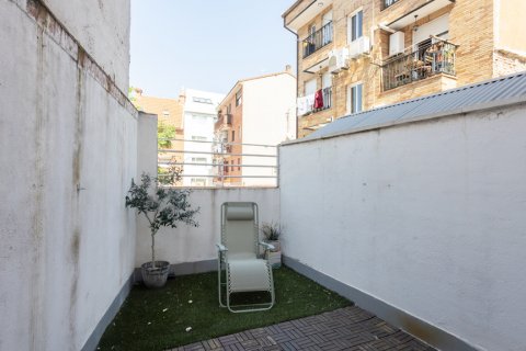 Huoneisto myytävänä Madrid, Espanja, 1 makuuhuone, 74.27 m2 No. 122073 - kuva 11