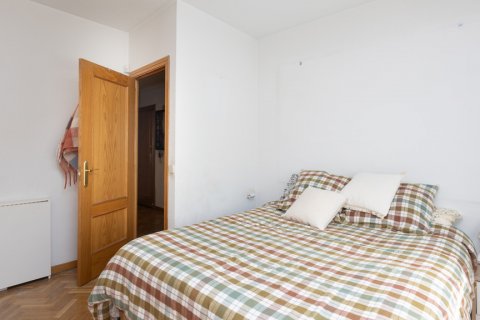Huoneisto myytävänä Madrid, Espanja, 1 makuuhuone, 74.27 m2 No. 122073 - kuva 18