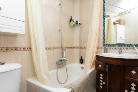 Huoneisto myytävänä Madrid, Espanja, 1 makuuhuone, 74.27 m2 No. 122073 - kuva 27