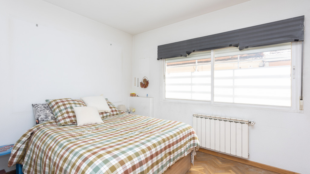 Apartment à Madrid, Espagne 1 chambre, 74.27 m2 No. 122073