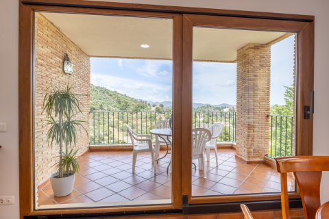 Villa à vendre Torres, Jaen, Espagne, 3 chambres, 174 m2 No. 122067 - photo 16