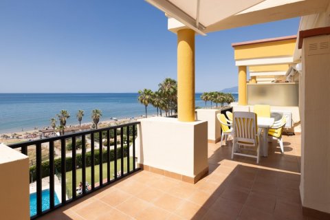 Продажа пентхауса в Марбелья, Малага, Испания 2 спальни, 99м2 №122075 - фото 1