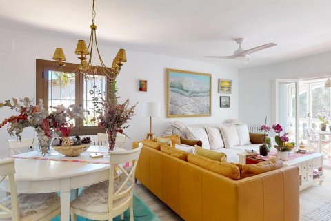 House for sale Sant Antoni de Calonge, Girona, Spain 5 bedrooms, 220 sq.m. No. 121343 - photo 16