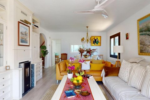 House for sale Sant Antoni de Calonge, Girona, Spain 5 bedrooms, 220 sq.m. No. 121343 - photo 19