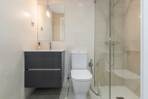 Duplex for sale Madrid, Spain 3 bedrooms, 185 sq.m. No. 124650 - photo 19