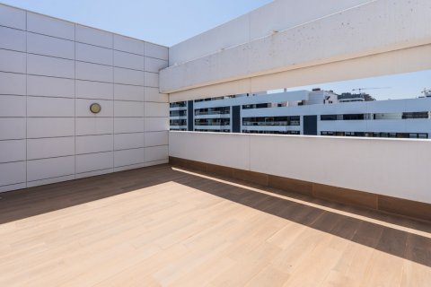 Duplex for sale Madrid, Spain 3 bedrooms, 185 sq.m. No. 124650 - photo 7