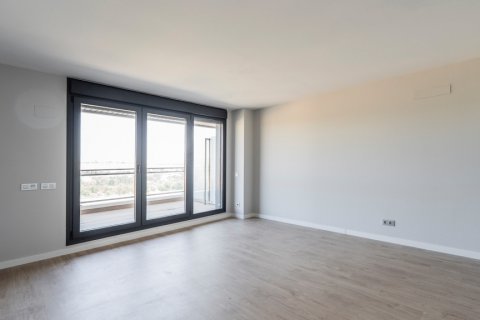 Duplex for sale Madrid, Spain 3 bedrooms, 185 sq.m. No. 124650 - photo 17