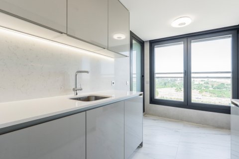 Duplex for sale Madrid, Spain 3 bedrooms, 185 sq.m. No. 124650 - photo 13