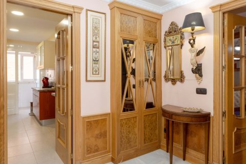 Продажа квартиры Малага, Испания 3 спальни, 150м2 №124648 - фото 6