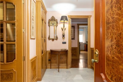 Продажа квартиры Малага, Испания 3 спальни, 150м2 №124648 - фото 4
