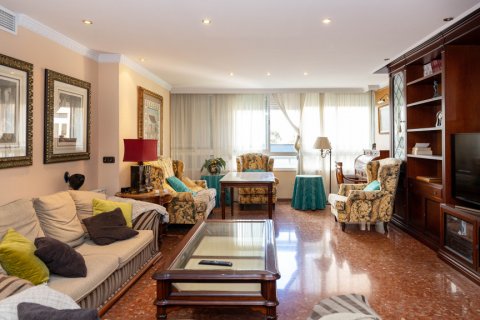 Продажа квартиры Малага, Испания 3 спальни, 150м2 №124648 - фото 16