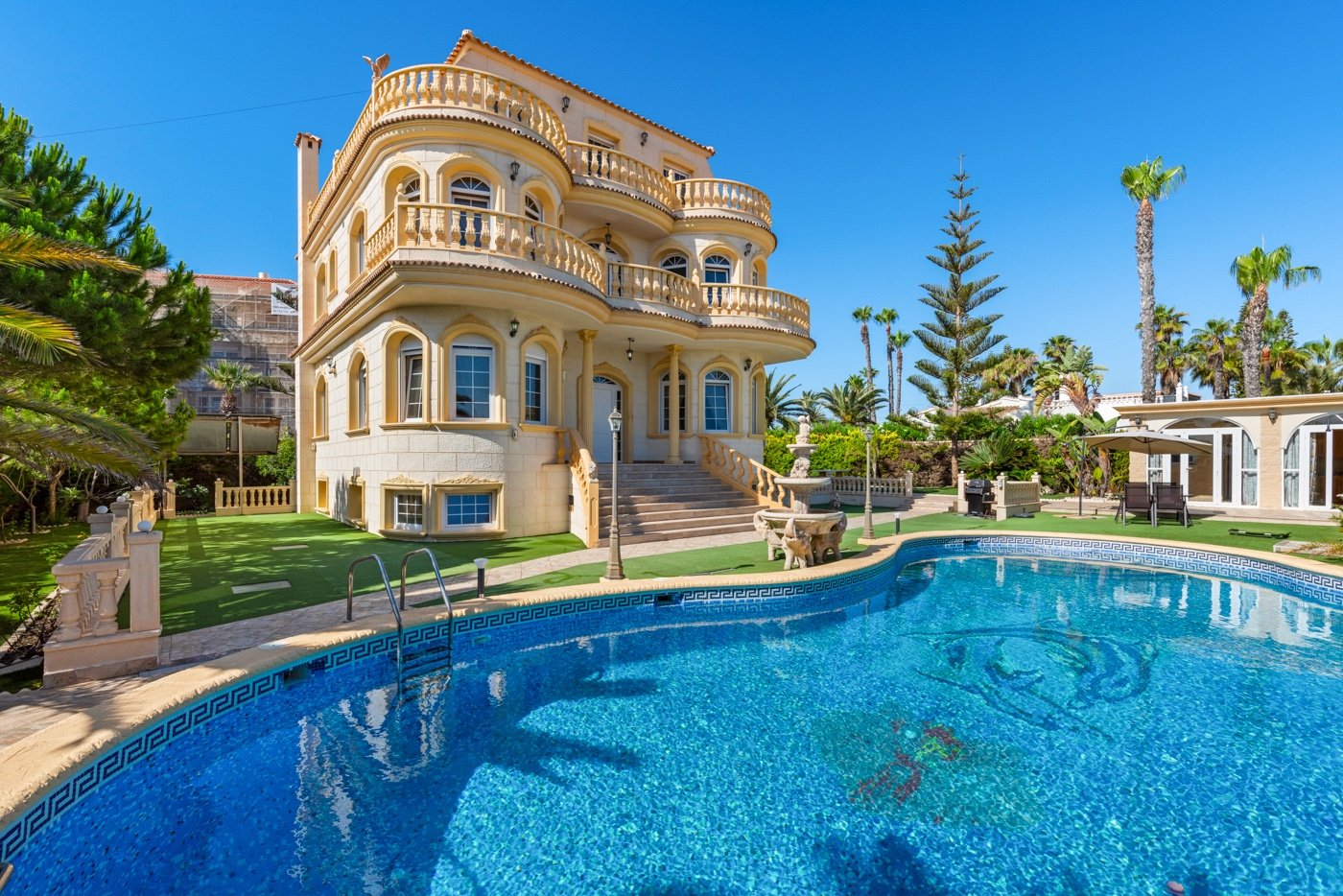 Villa Playa Flamenca II, Alicante, Spānijā 6 istabas, 760 m2 Nr. 125899