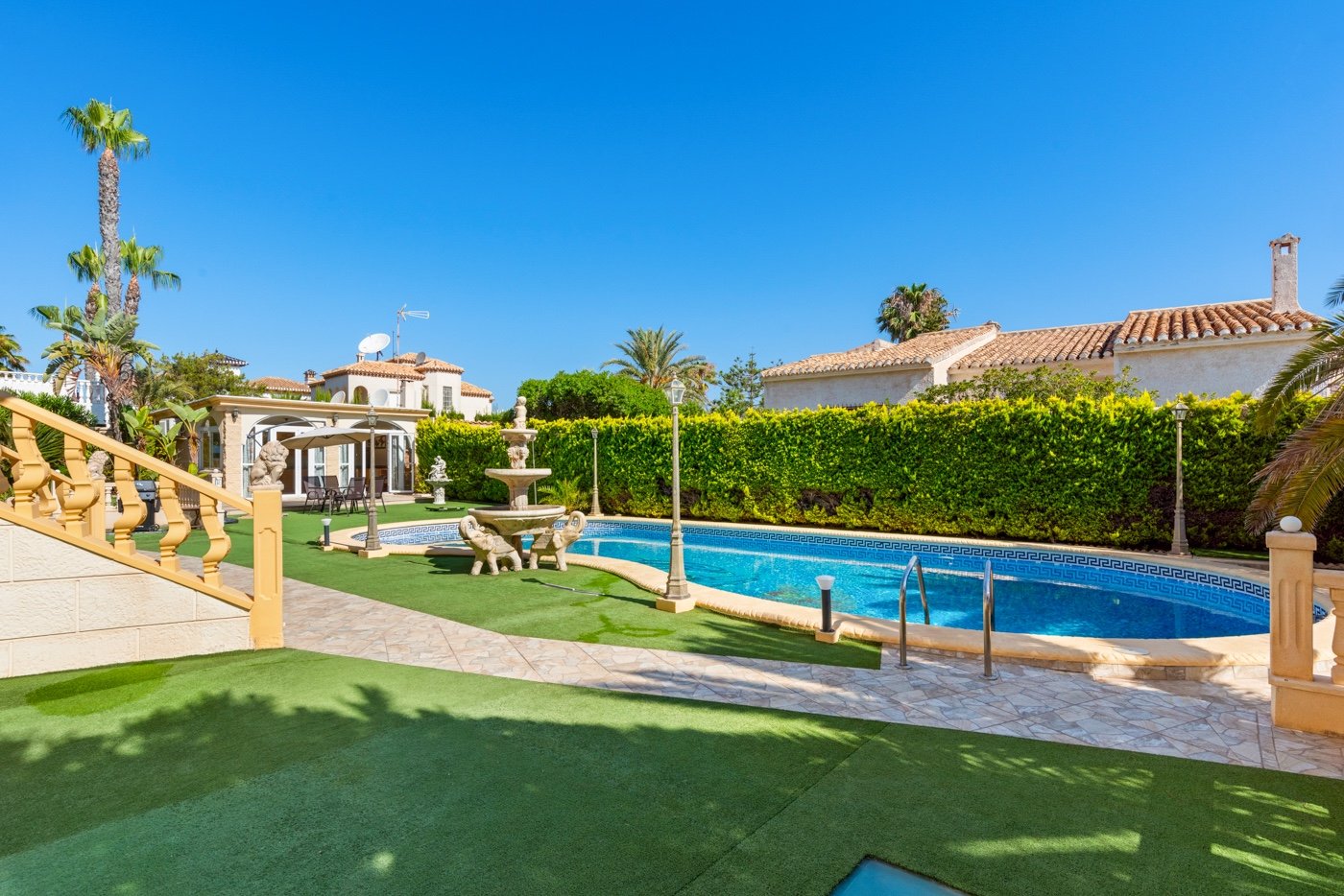 Villa Playa Flamenca II, Alicante, Spānijā 6 istabas, 760 m2 Nr. 125899