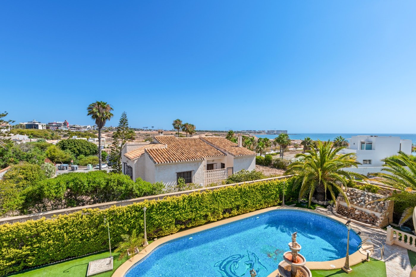 Villa Playa Flamenca II, Alicante, Spānijā 6 istabas, 760 m2 Nr. 125899