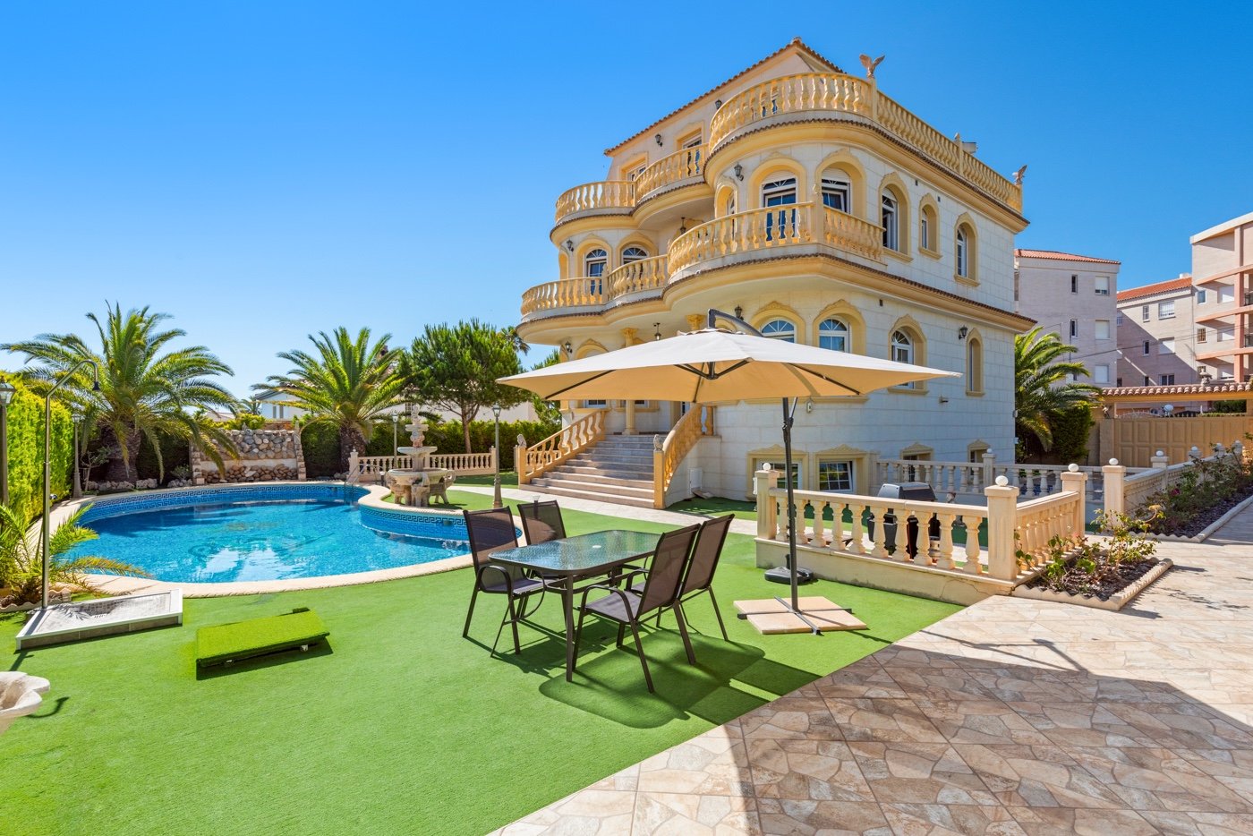 Villa Playa Flamenca II, Alicante, Spānijā 6 istabas, 760 m2 Nr. 125899