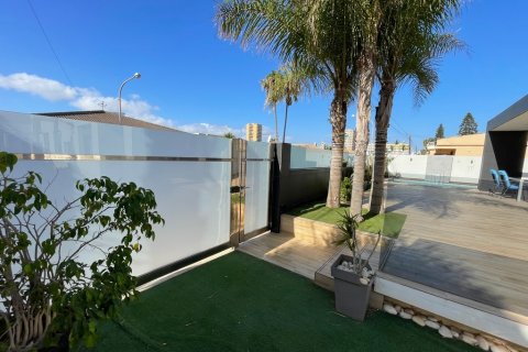Villa en venta Mar De Cristal, Murcia, España 6 dormitorios, 171 m2 No. 131741 - foto 10