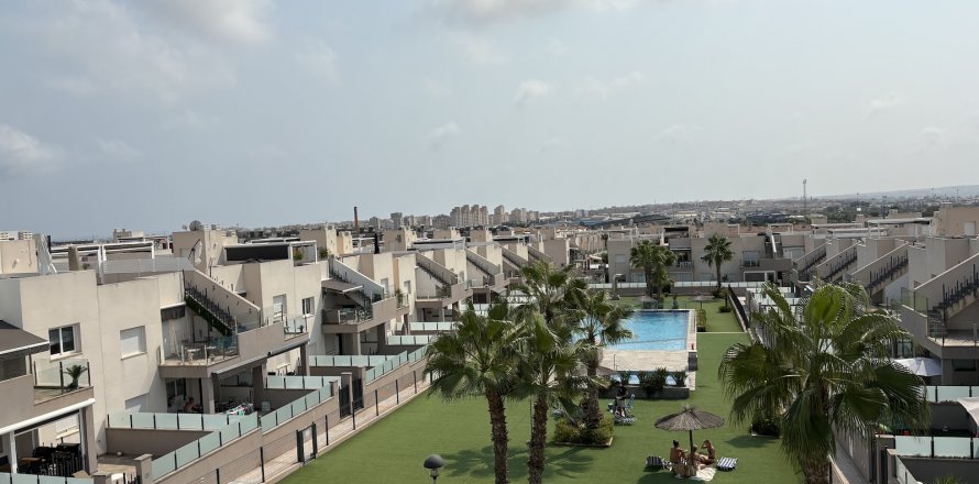 Apartment Torrevieja, Alicante, Spain 3 bedrooms, 78 sq.m. No. 131801