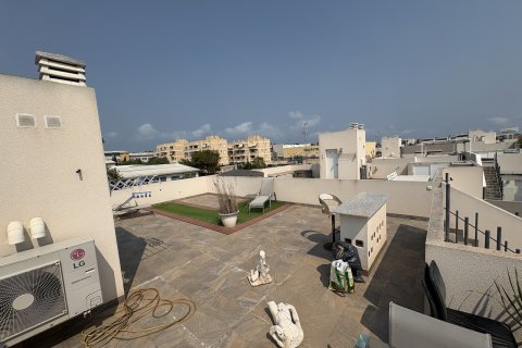 Apartment for sale Torrevieja, Alicante, Spain 3 bedrooms, 78 sq.m. No. 131801 - photo 11